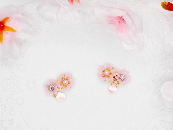 Bijou和Pearl的“再次上架”櫻花和耳環 第1張的照片
