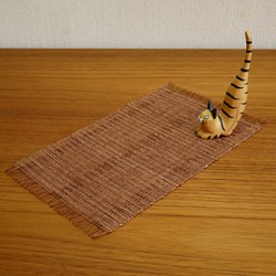 草木染め・手織り　テーブルセンター　TC01 1枚目の画像