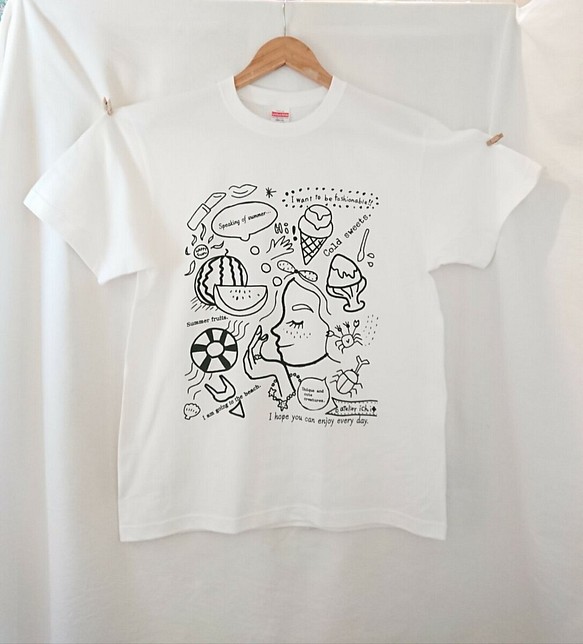 アトリエichiオリジナル！夏をぎゅっと詰め込んだ✨楽しいプリントtシャツ※生地色ホワイト×ブラック 1枚目の画像