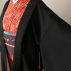 正絹　袷羽織　黒紋付地の紋抜き　ブラックジャケット風に 1枚目の画像