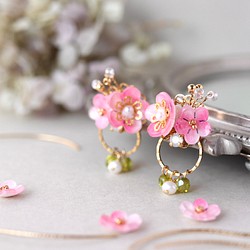 梅の花、華やかピアス／イヤリング、和装にもおすすめ♪