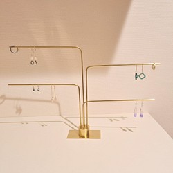 【オーダーメイド】ピアススタンド 4本  真鍮製 オリジナル　ネックレス   アクセサリー kmetal 1枚目の画像