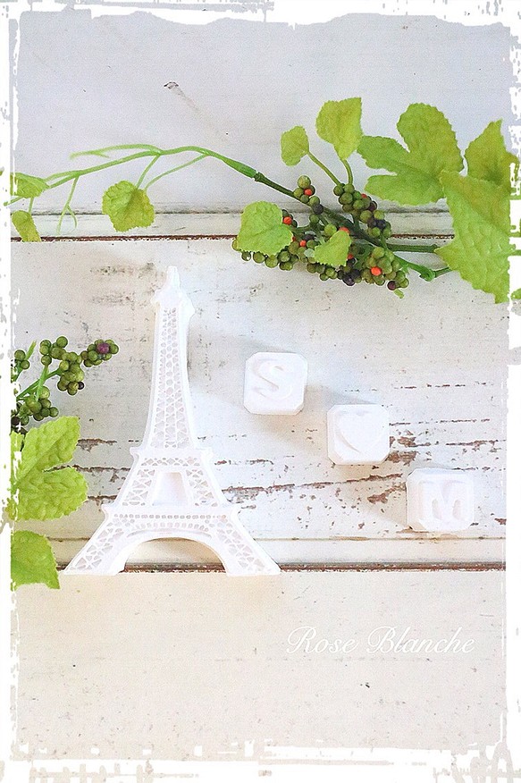 パリ香るエッフェル塔 1枚目の画像
