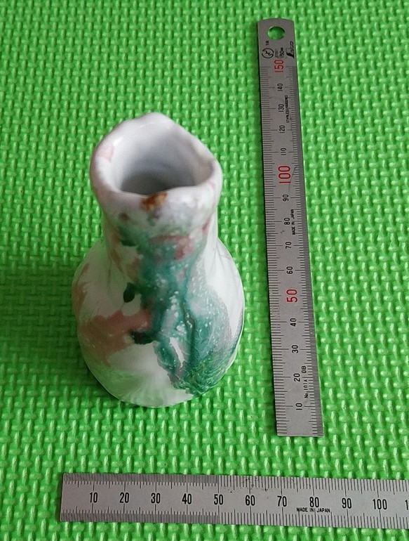 陶器  ♢一輪挿し花瓶♢ 1枚目の画像