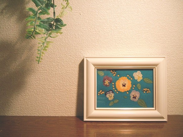 ビオラファイブ／押し花専用フレーム 1枚目の画像