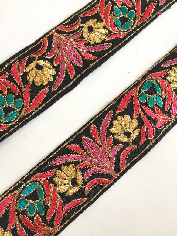 【50cm】インド刺繍リボン　ブラック　シルク 1枚目の画像
