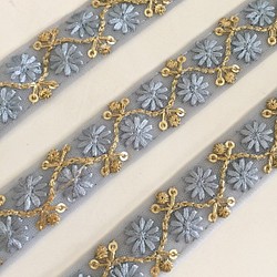 【50cm】インド刺繍リボン　ネット　ライトブルー 1枚目の画像
