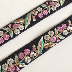 【50cm】インド刺繍リボン ブラック　ピンク　シルク　VS4 1枚目の画像