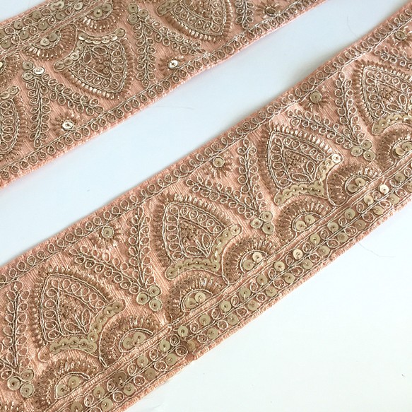 【50cm】インド刺繍リボン ピーチ　スパンコール　シルク　SS155 1枚目の画像
