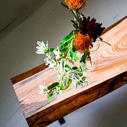ミニマルデザインな欅の 一枚板ローテーブル 1枚目の画像