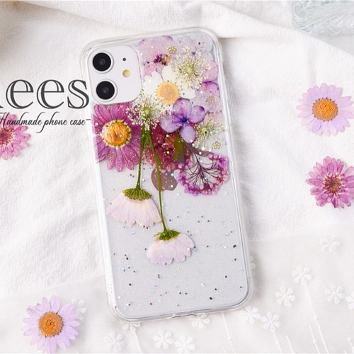 押し花スマホケース Xperia Galaxy Iphone Iphone 押し花ケース 押し花 ケース スマホケース Iphoneケース カバー Aliees 通販 Creema クリーマ ハンドメイド 手作り クラフト作品の販売サイト