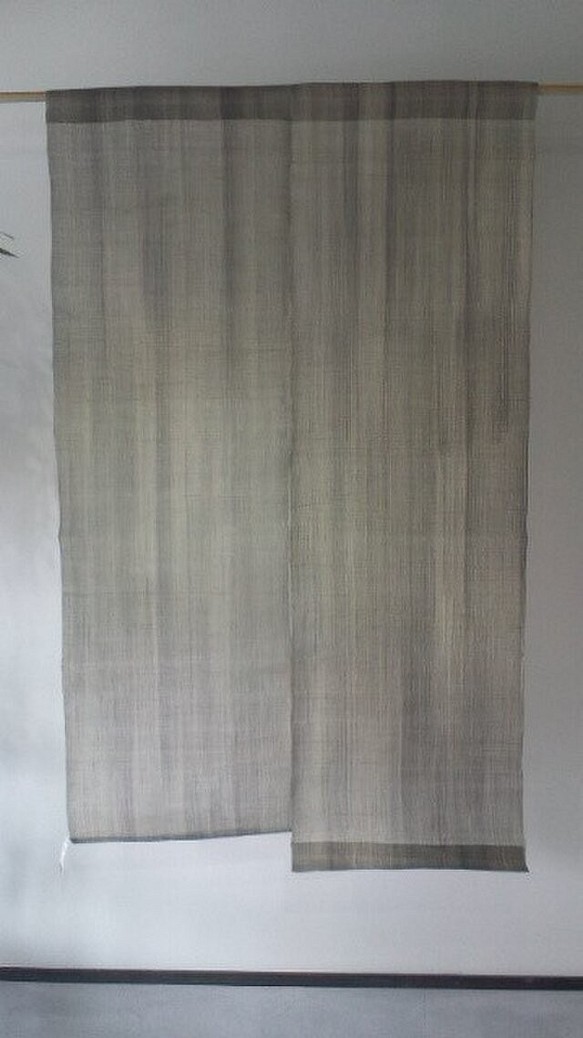 墨染め麻生平暖簾　２巾 1枚目の画像