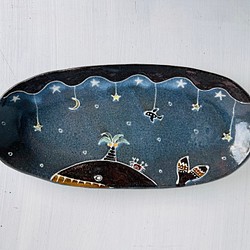 オーバル皿 「星くじら」 1枚目の画像