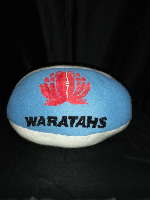 オーストラリアのスーパーラグビーチーム「WARATAHS（ワラターズ）」ロゴ入り ラグビーボール 1枚目の画像