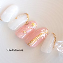 ふわキラ冬ネイルチップ クリスマスネイル プレゼント 冬ネイルチップ ピンク ネイルチップ ネイルシール Heart Bell Nail 通販 Creema クリーマ ハンドメイド 手作り クラフト作品の販売サイト