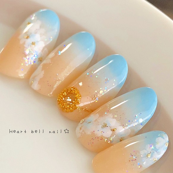 ネイルチップ スカイブルーのグラデーションネイル ネイルチップ ネイルシール Heart Bell Nail 通販 Creema クリーマ ハンドメイド 手作り クラフト作品の販売サイト