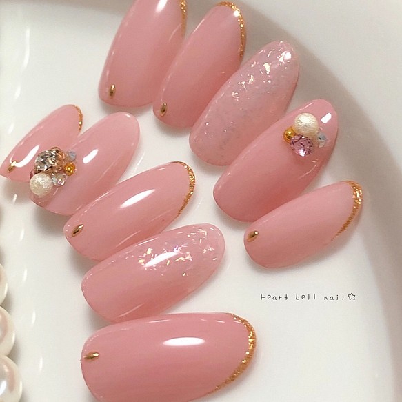 ネイルチップ お上品ビジューネイル ネイルチップ ネイルシール Heart Bell Nail 通販 Creema クリーマ ハンドメイド 手作り クラフト作品の販売サイト