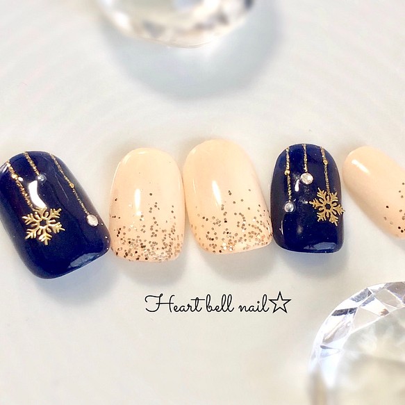 大人なwinterネイル ケース ヤスリ 両面テープ付き ネイルチップ ネイルシール Heart Bell Nail 通販 Creema クリーマ ハンドメイド 手作り クラフト作品の販売サイト