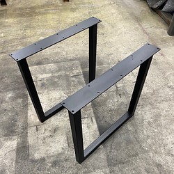 ダイニングテーブル　鉄脚⬜︎50mm 1枚目の画像