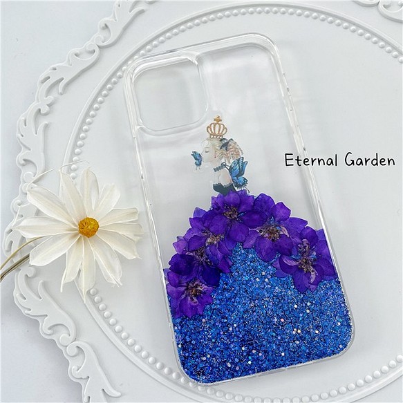 押し花スマホケース Iphone13 Iphone13pro Iphone12mini Iphone13promax スマホケース カバー Eternal Garden 通販 Creema クリーマ ハンドメイド 手作り クラフト作品の販売サイト