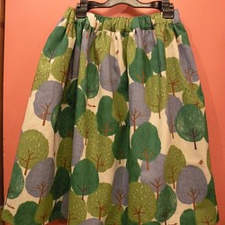 再販　日本製森柄コットンリネンギャザースカート　春 1枚目の画像
