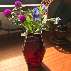ステンドグラスの花瓶(赤) 1枚目の画像