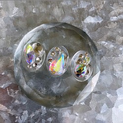 玻璃橢圓形 3way 細微差別水晶耳環 ① 第1張的照片