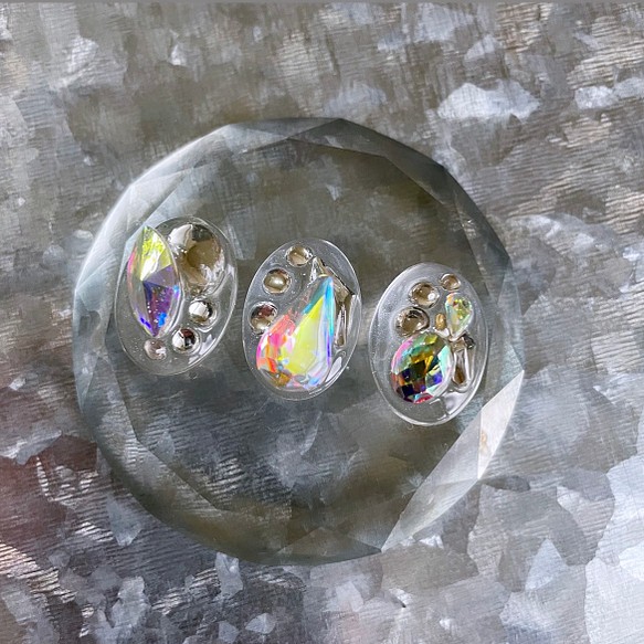 玻璃橢圓形 3way 細微差別水晶耳環 ① 第1張的照片