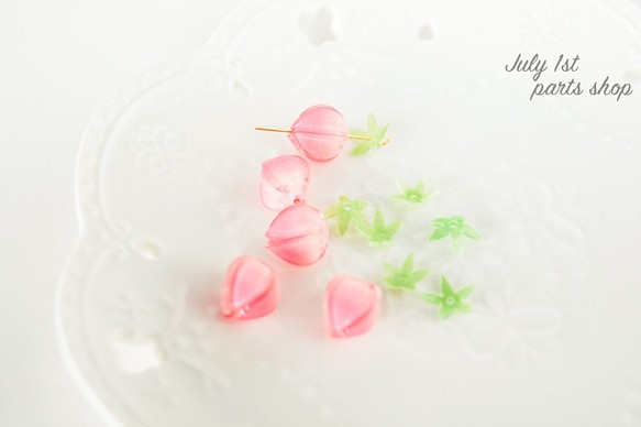 【2セット入】ピンクのお花とリーフセット　パーツ　フラワー　F0062 1枚目の画像