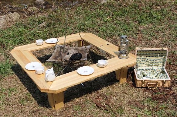 木製　折り畳み囲炉裏テーブル  焚き火　キャンプ アウトドア ローテーブル　オリジナル 1枚目の画像