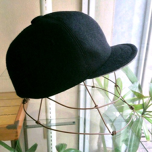 ウール100 ショートブリムキャップ ブラック 017 帽子 Piro Zzz 通販 Creema クリーマ ハンドメイド 手作り クラフト作品の販売サイト