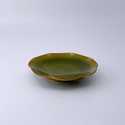 緑釉花小皿 1枚目の画像