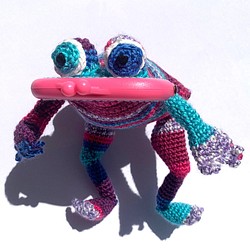 【カエル がま口 】かぎ針編みのカエル ピンク 1枚目の画像