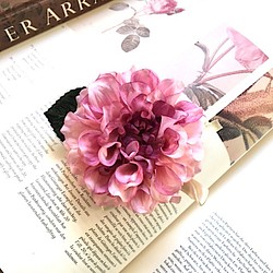 ピンクダリアのコサージュ Dahlia Flower corsage ヘアアクセサリー　卒業式　 1枚目の画像