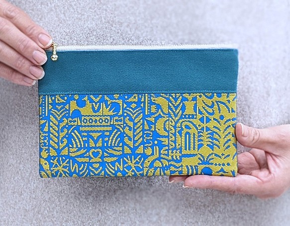 手織り博多織「365日の幸せ」平袋・シルク100％の手織りの帯地を使って作った小物入れ 1枚目の画像
