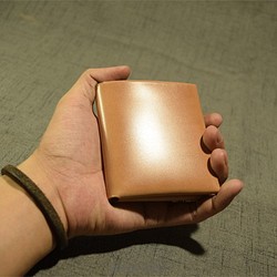 受注製作　カードポケット×2　新喜皮革コードバン　ミニマム財布　生成りカラー　オーダーメイド 1枚目の画像