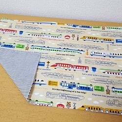 【再販】新幹線と電車とストライプのランチョンマット 1枚目の画像