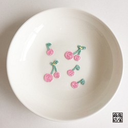 さくらんぼの刺繍アップリケ　ピンク 1枚目の画像