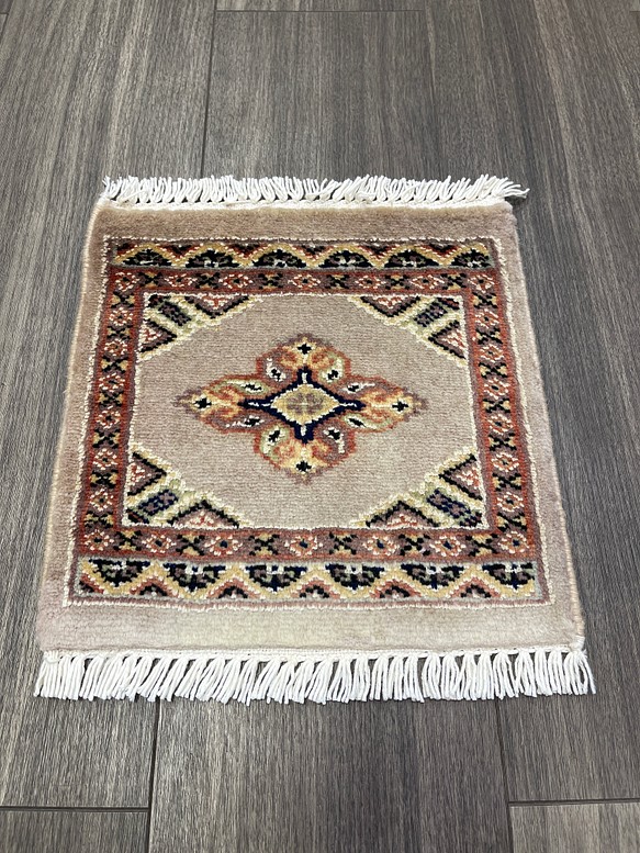 パキスタン手織り絨毯 ボハラ デザイン カーペット size:140×93cm 