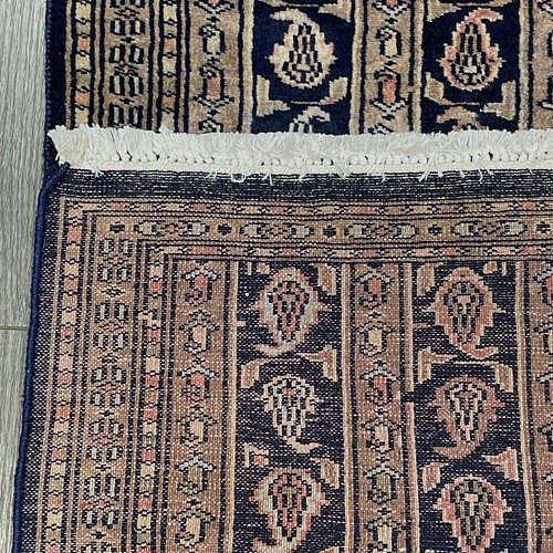手織り絨毯 ヴィンテージラグ オールド絨毯 パキスタン絨毯 あがり 