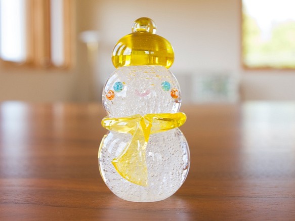 雪だるま(黄色)　クリスマス　ガラスオーナメント 1枚目の画像