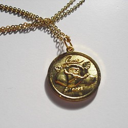 ゴールドコインロングネックレス　　ヴィンテージ純金コーティングコイン 1枚目の画像