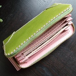 大きな小銭入れの長財布：札入れ2つのタイプ（桜餅） 1枚目の画像
