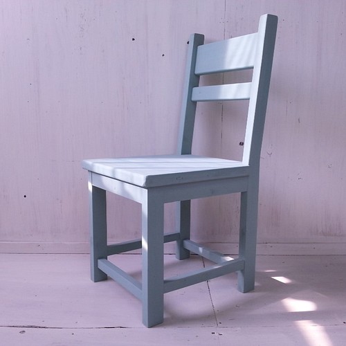 無垢ヒノキで造る家具 アンティーク風 背もたれ付チェア 椅子 イス