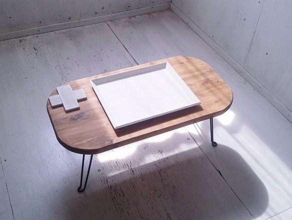 無垢ヒノキで造る家具　折り畳みアイアン脚　ローテーブル　鉄脚　コーヒーテーブル　オーダー可　ちゃぶ台　センターテーブル 1枚目の画像
