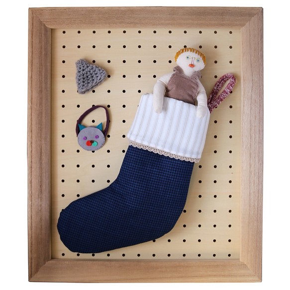 クリスマス靴下おじさん人形（マスタード） 1枚目の画像