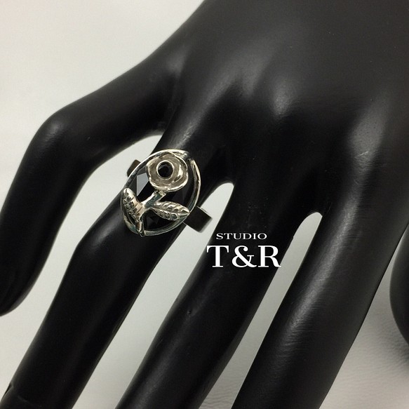 薔薇ブラックスワロフスキーRing 指輪・リング STUDIO T&R 通販