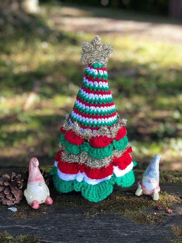ゆき糸 クリスマスツリー ニットツリー 手編み/定番クリスマスカラー(小) 1枚目の画像