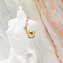 金箔淡水珍珠環狀耳環 第1張的照片