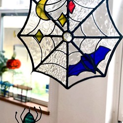 【ステンドグラス】ハロウィンのオーナメント　蜘蛛の巣